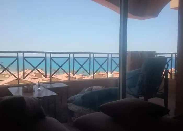العين السخنة لاڤيستا توباز Ain Sukhna